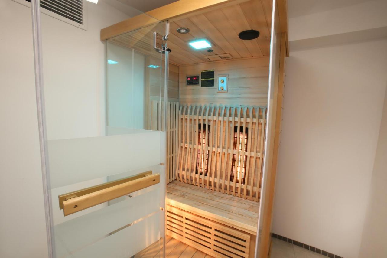 25H Spa-Residenz Best Sleep Privat Garden & Pools Нойзидль-ам-Зе Экстерьер фото